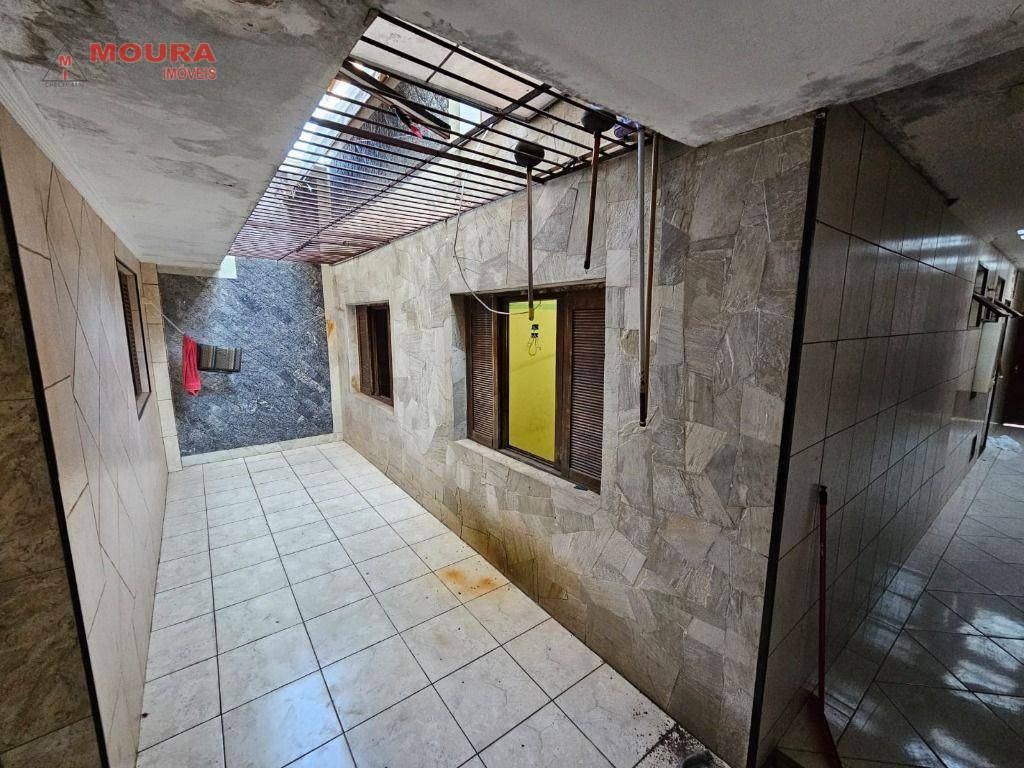 Casa à venda com 2 quartos, 150m² - Foto 3