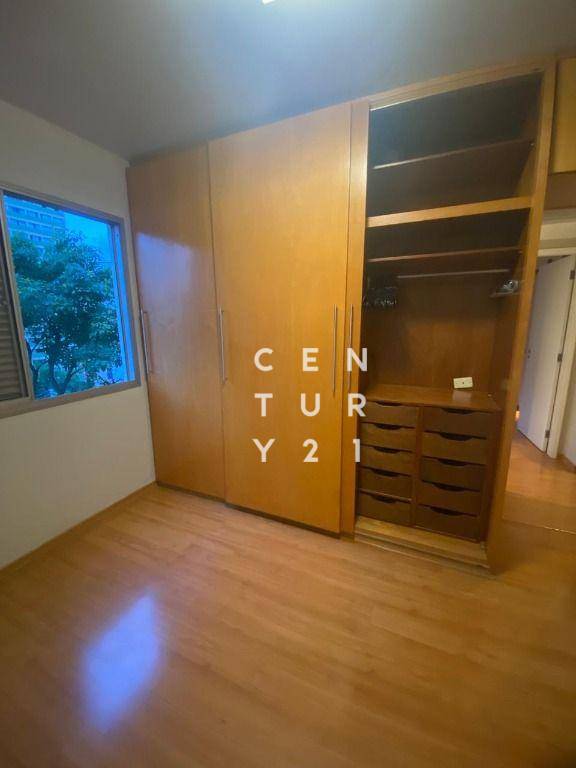 Apartamento à venda com 2 quartos, 75m² - Foto 13