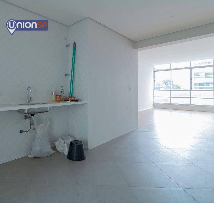 Apartamento à venda com 3 quartos, 135m² - Foto 18