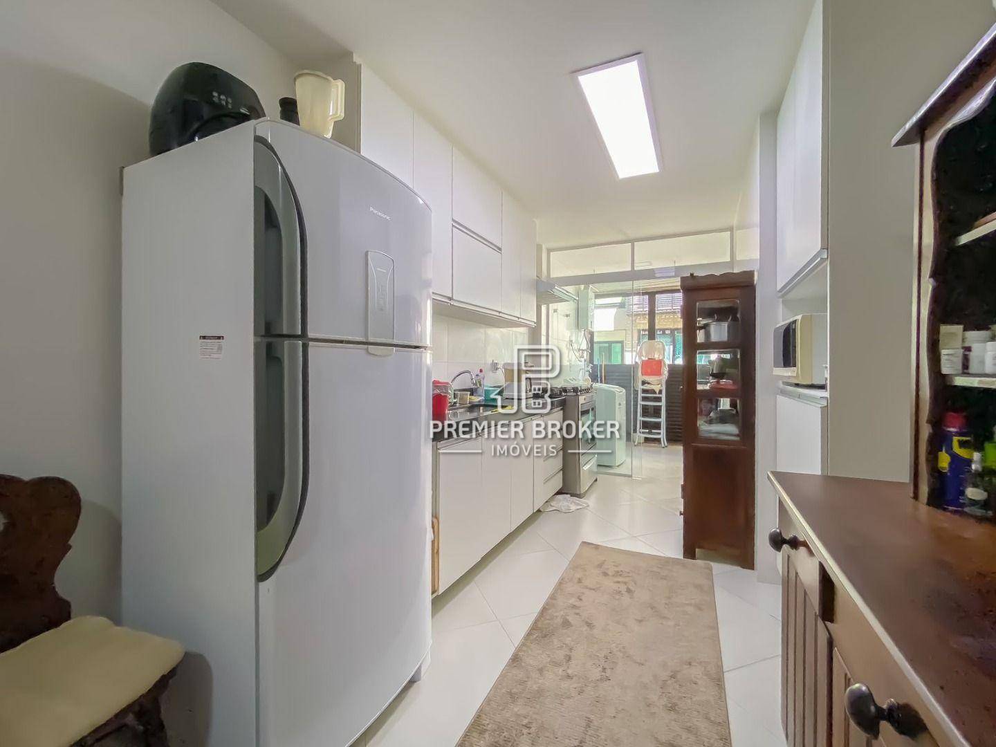 Apartamento à venda com 3 quartos, 138m² - Foto 7
