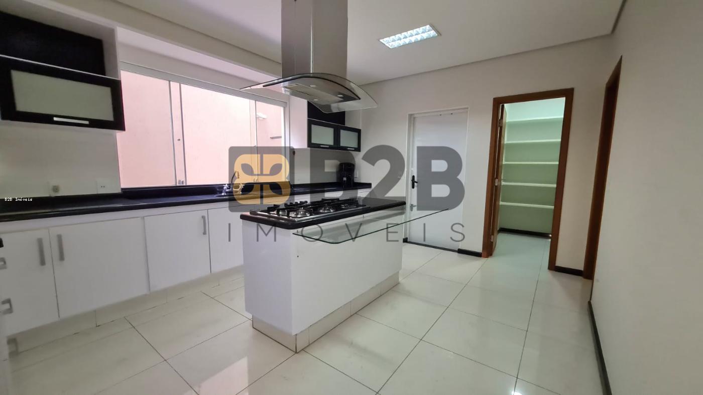 Casa de Condomínio à venda com 4 quartos, 400m² - Foto 9