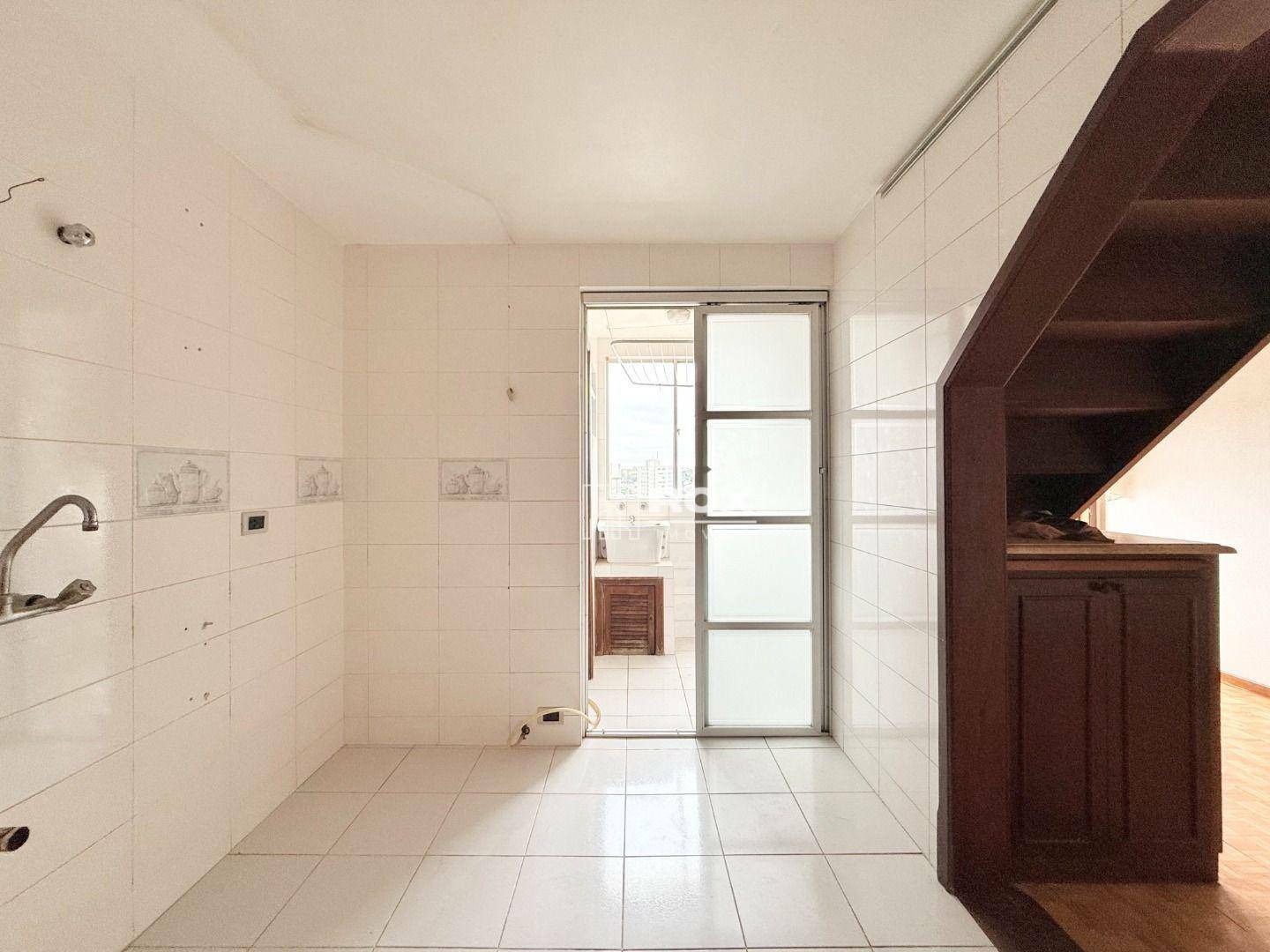 Apartamento à venda com 3 quartos, 89m² - Foto 8