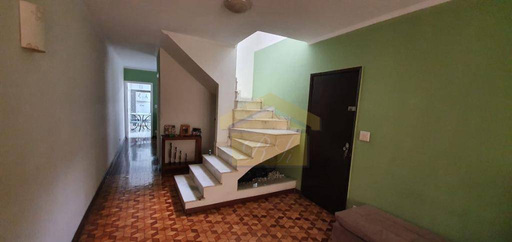 Sobrado à venda com 3 quartos, 176m² - Foto 1