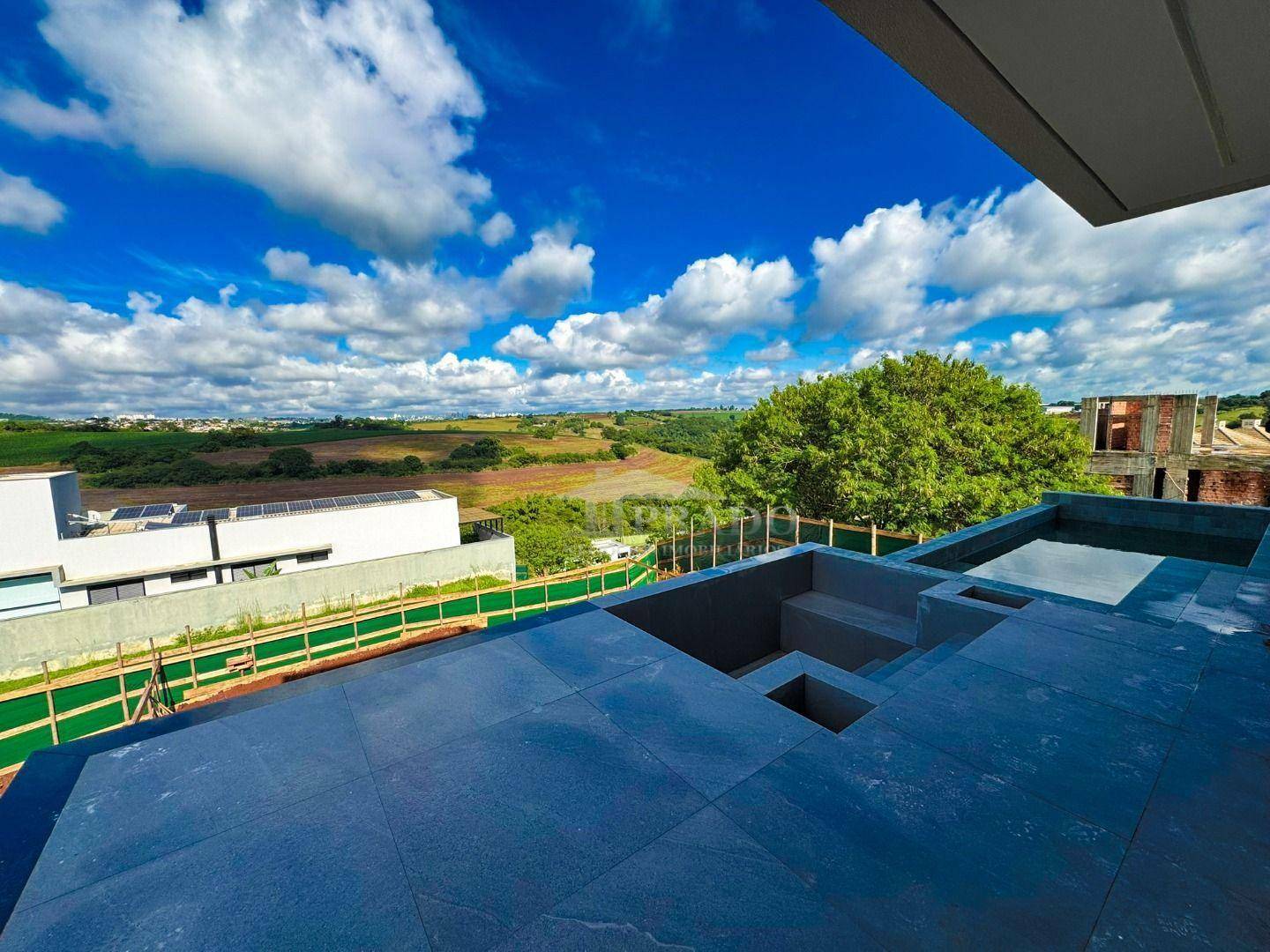 Casa à venda com 4 quartos, 347m² - Foto 20