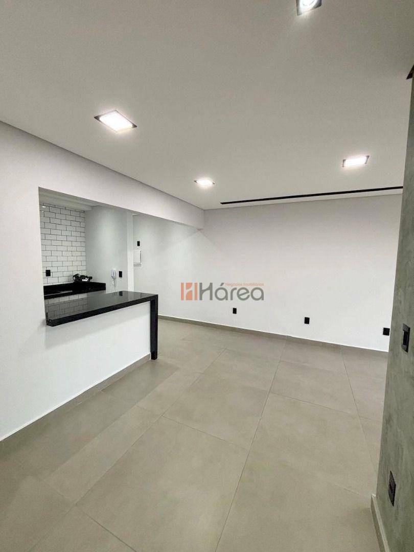 Apartamento à venda com 2 quartos, 70m² - Foto 14