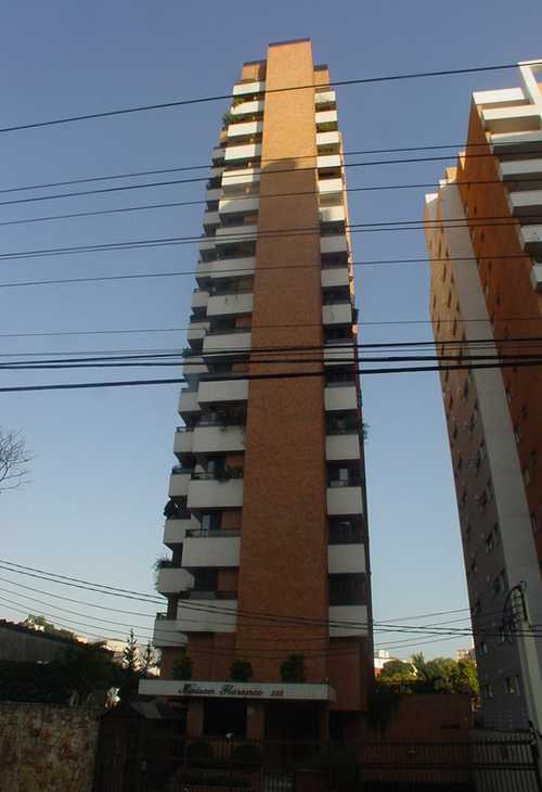 Apartamento à venda com 3 quartos, 241m² - Foto 1