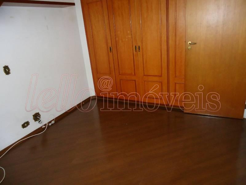 Apartamento para alugar com 3 quartos, 150m² - Foto 11