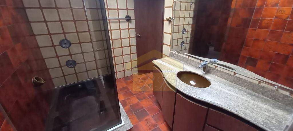 Sobrado para alugar com 4 quartos, 300m² - Foto 13