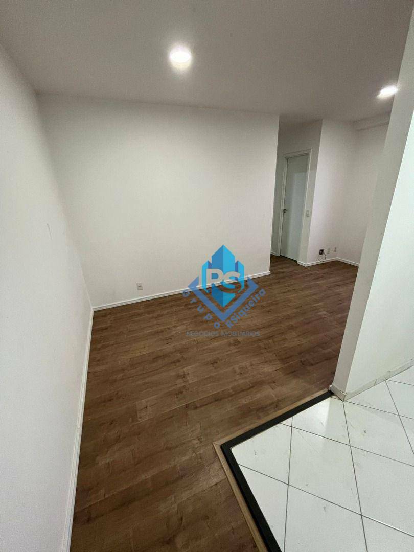 Apartamento à venda com 2 quartos, 44m² - Foto 2