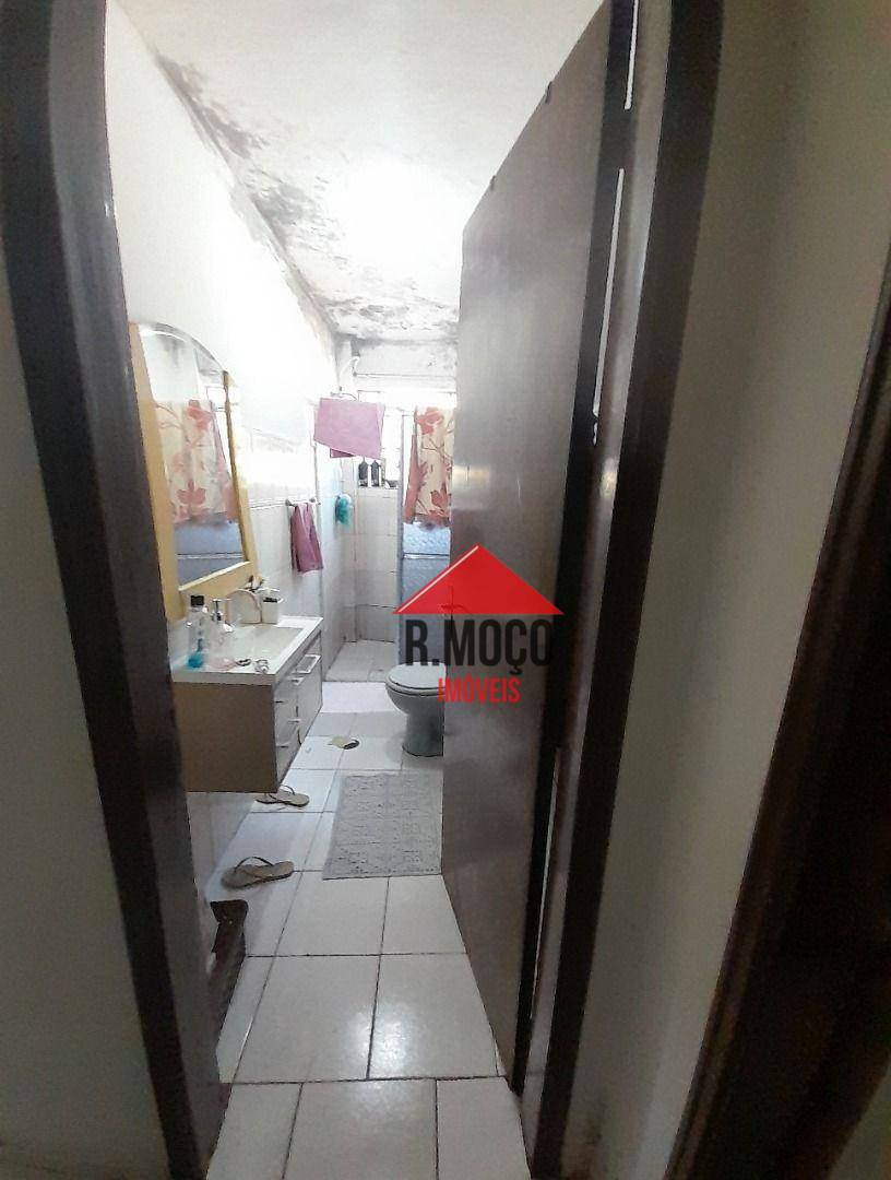 Sobrado à venda com 6 quartos, 234m² - Foto 8