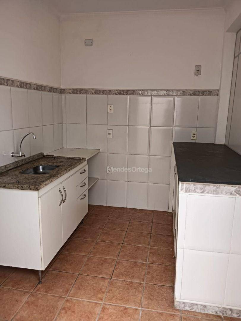 Casa para alugar com 3 quartos, 140m² - Foto 17