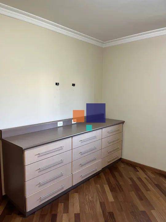 Apartamento para alugar com 3 quartos, 144m² - Foto 11