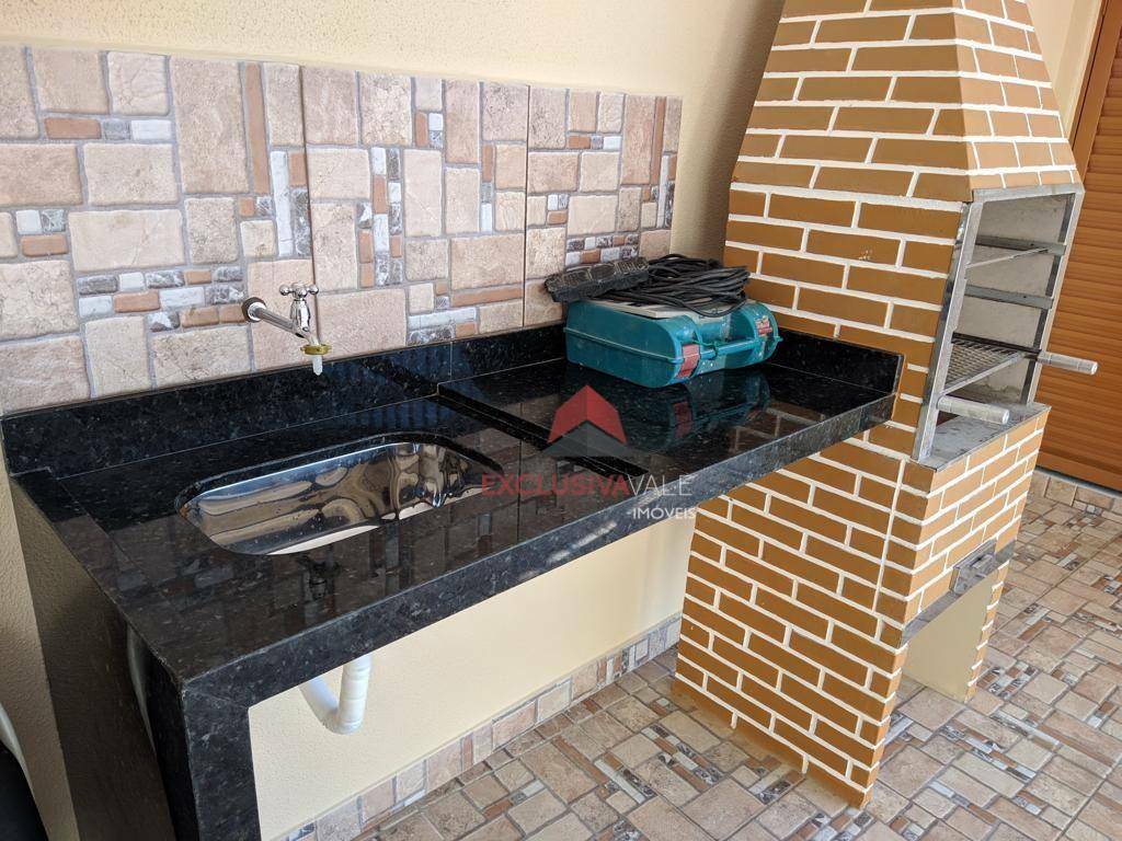 Casa à venda e aluguel com 3 quartos, 310m² - Foto 25