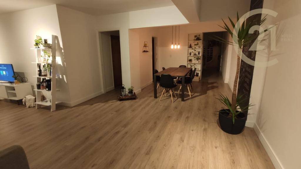 Apartamento à venda com 3 quartos, 115m² - Foto 2