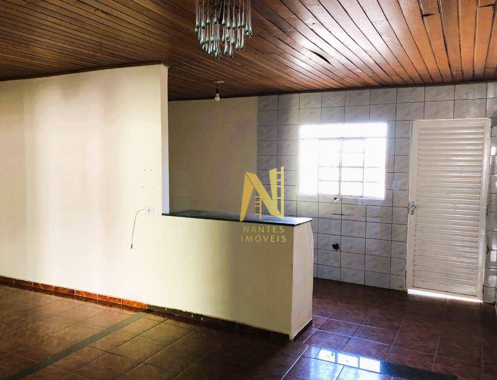 Casa à venda com 3 quartos, 100m² - Foto 10