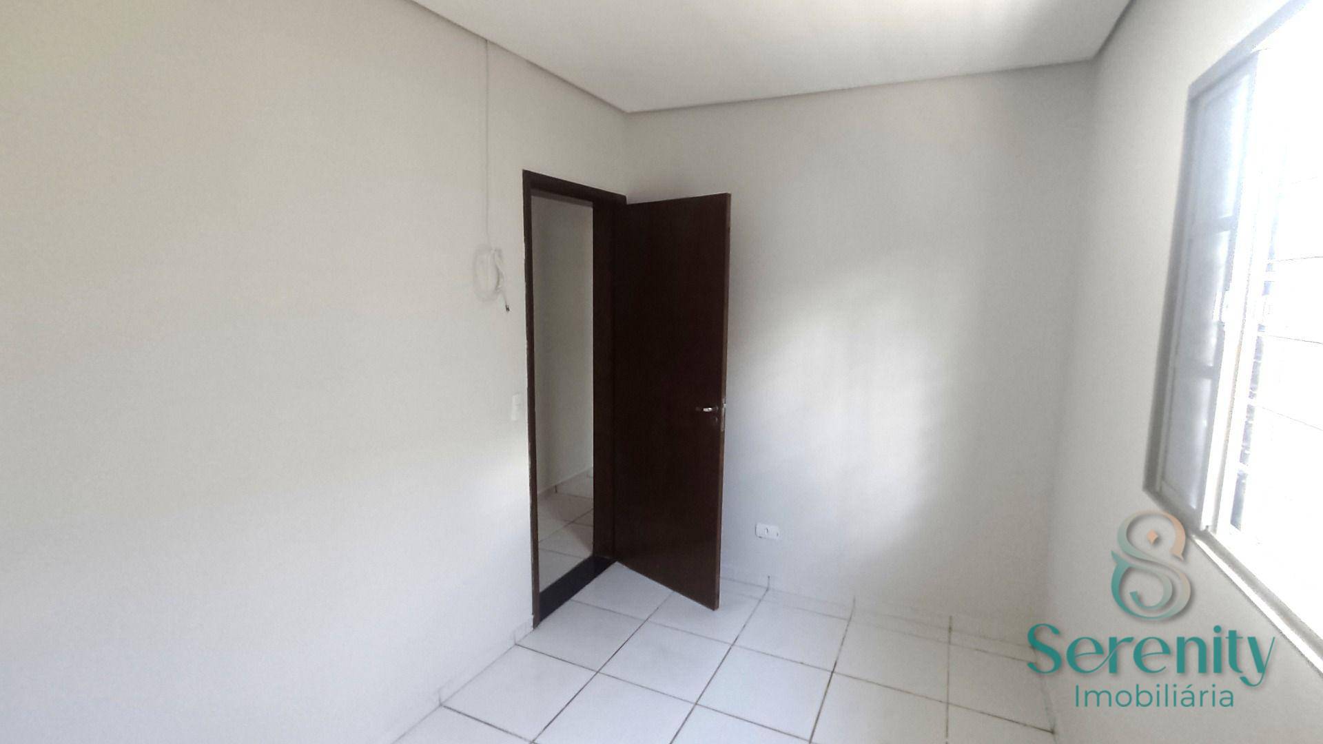 Casa à venda e aluguel com 3 quartos, 70m² - Foto 13