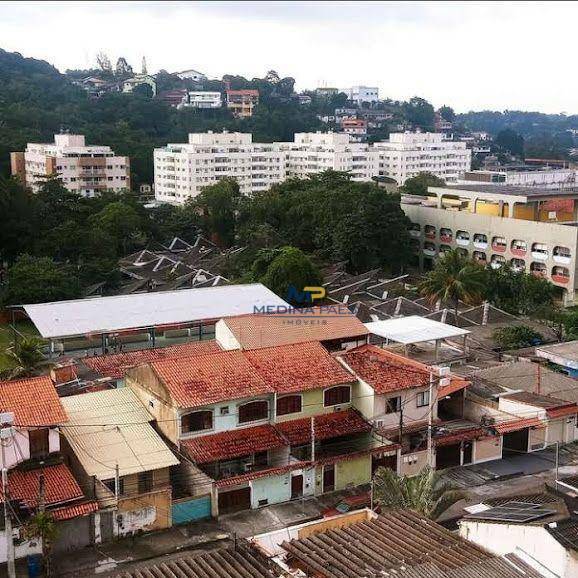 Casa de Condomínio à venda com 5 quartos, 240M2 - Foto 10