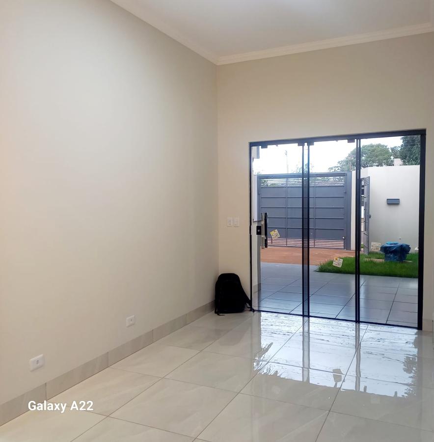 Casa à venda com 2 quartos, 180m² - Foto 3