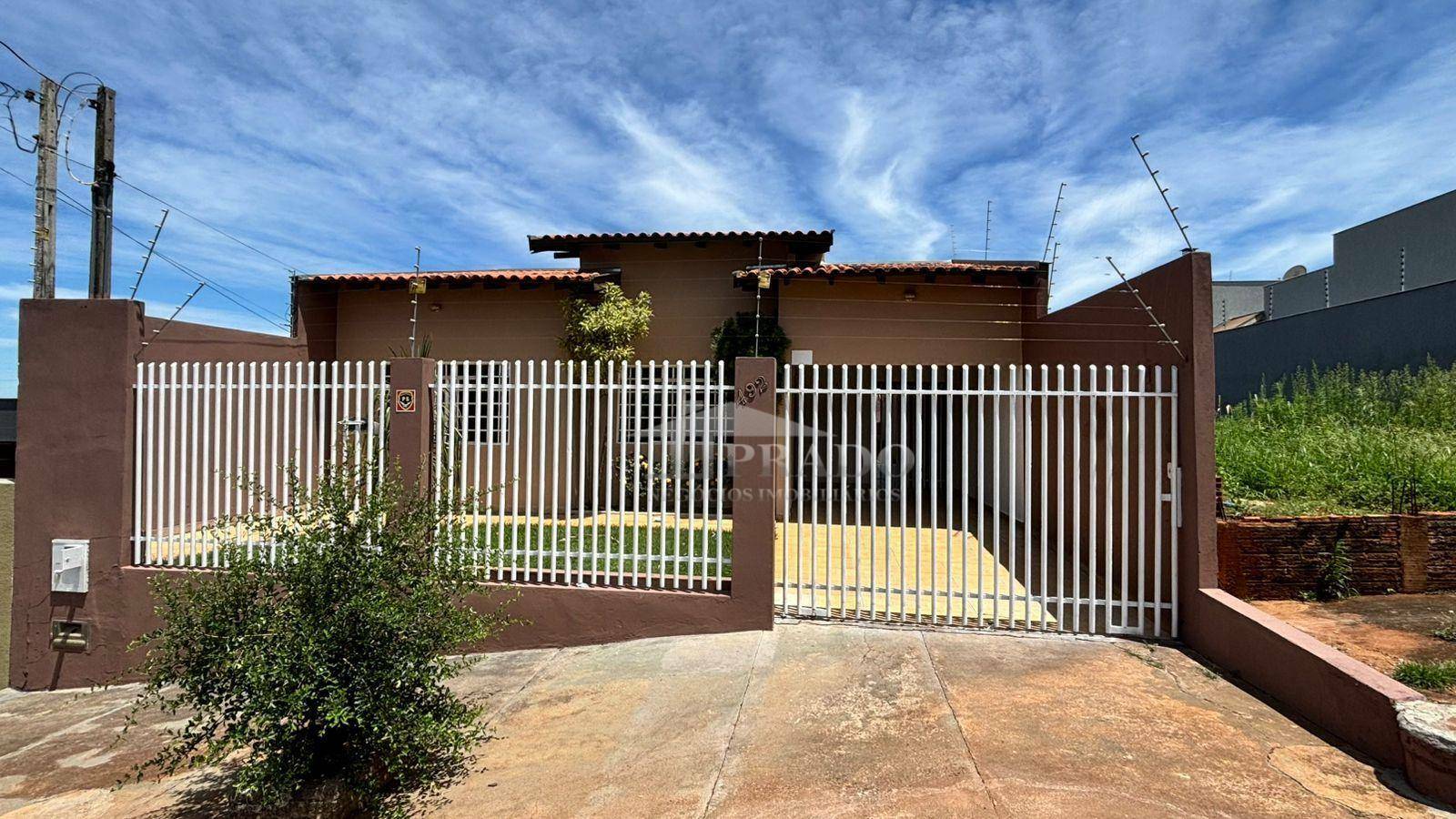 Casa, 2 quartos, 150 m² - Foto 1