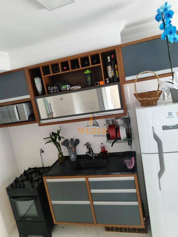 Apartamento à venda com 2 quartos, 24m² - Foto 7