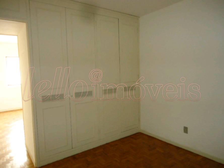 Apartamento para alugar com 2 quartos, 75m² - Foto 9