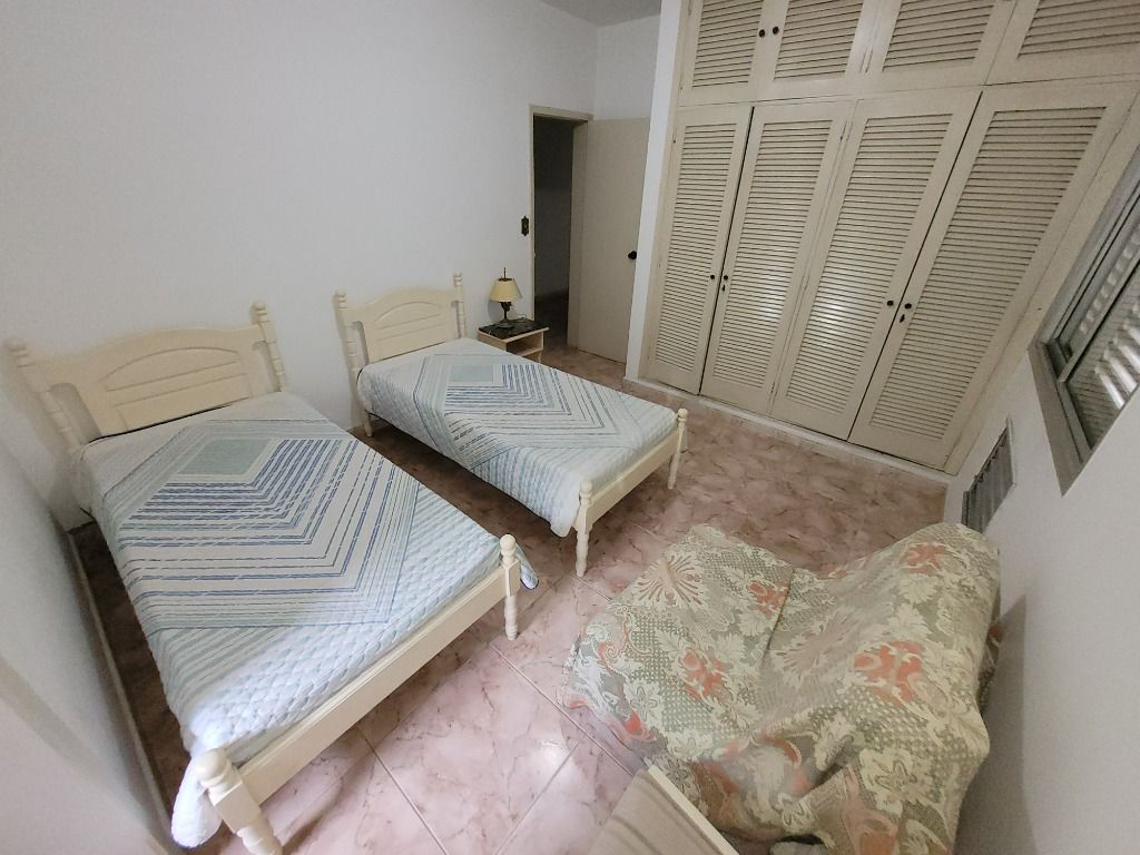 Apartamento à venda com 4 quartos, 250m² - Foto 17