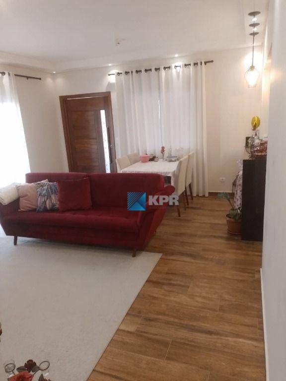 Casa à venda com 2 quartos, 320m² - Foto 1