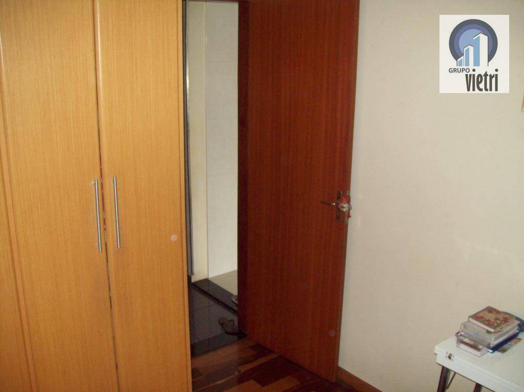 Apartamento à venda com 3 quartos, 110m² - Foto 11