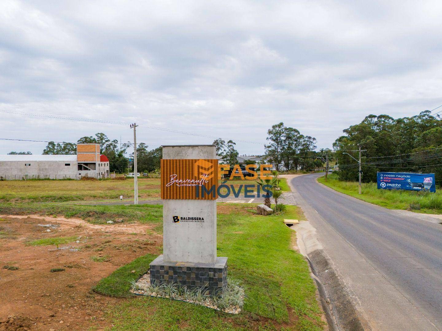 Loteamento e Condomínio, 360 m² - Foto 1