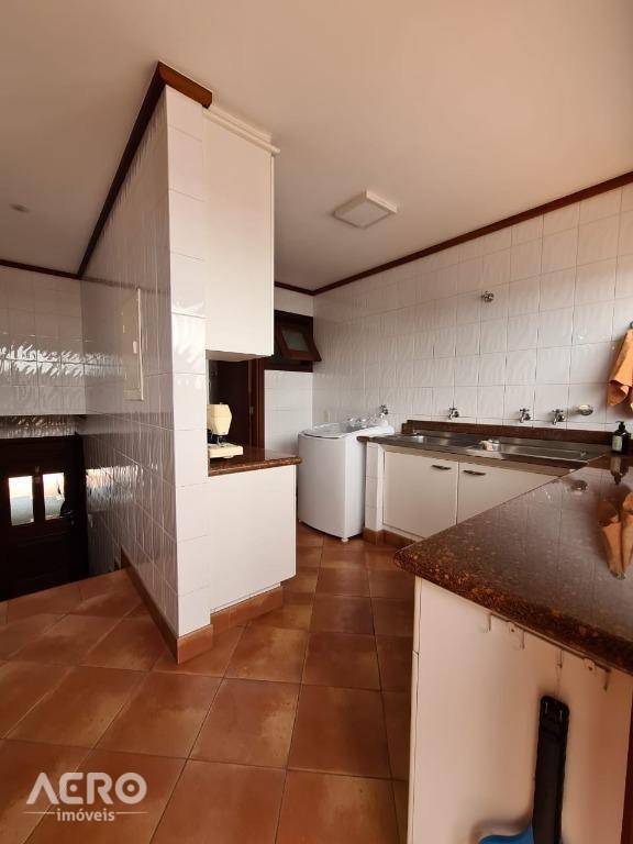 Casa à venda com 3 quartos, 279m² - Foto 34