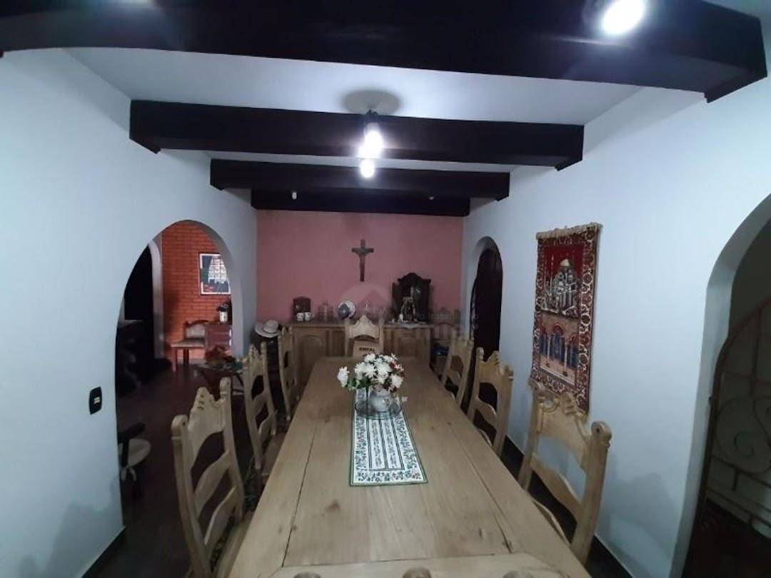 Casa à venda com 5 quartos, 600m² - Foto 14