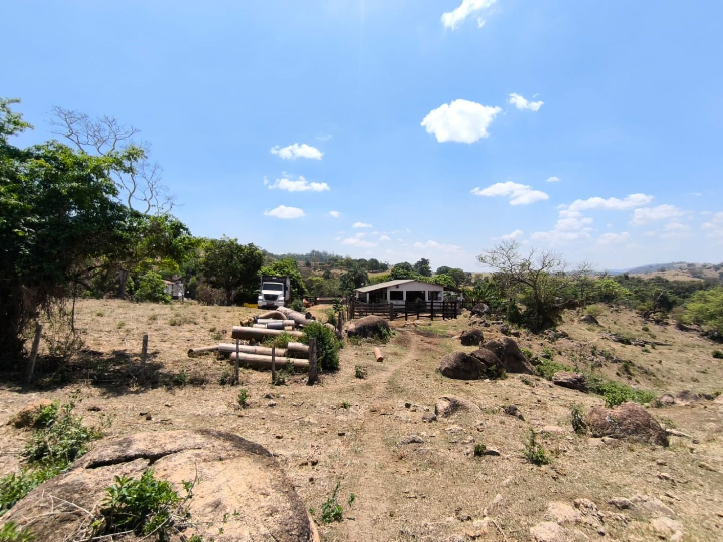 Sítio à venda com 8 quartos, 186000M2 - Foto 23