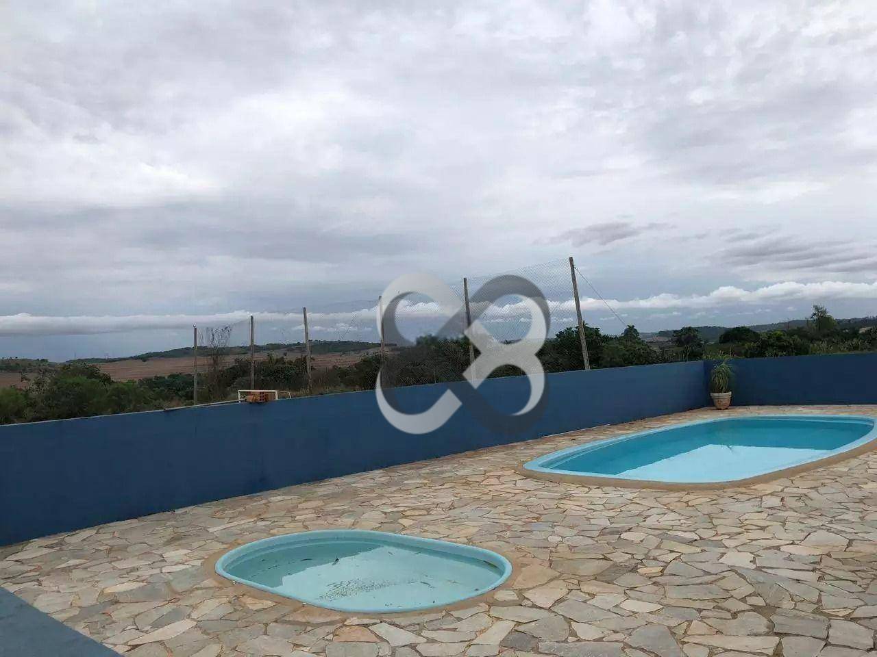 Chácara à venda e aluguel com 3 quartos, 350m² - Foto 2