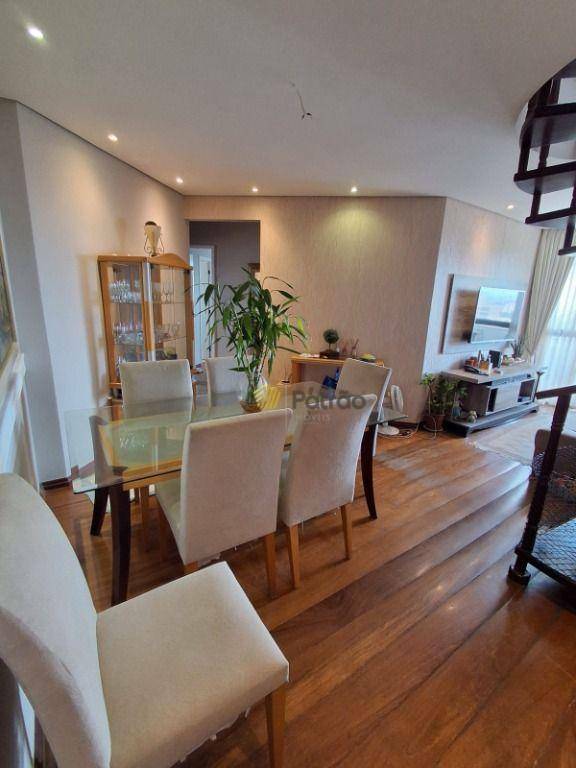 Cobertura à venda com 3 quartos, 200m² - Foto 4
