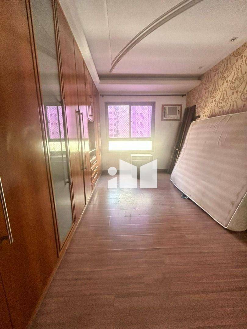 Apartamento à venda com 4 quartos, 184m² - Foto 9