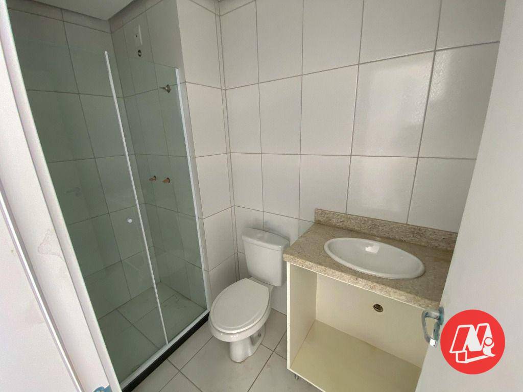 Apartamento para alugar com 3 quartos, 74m² - Foto 13