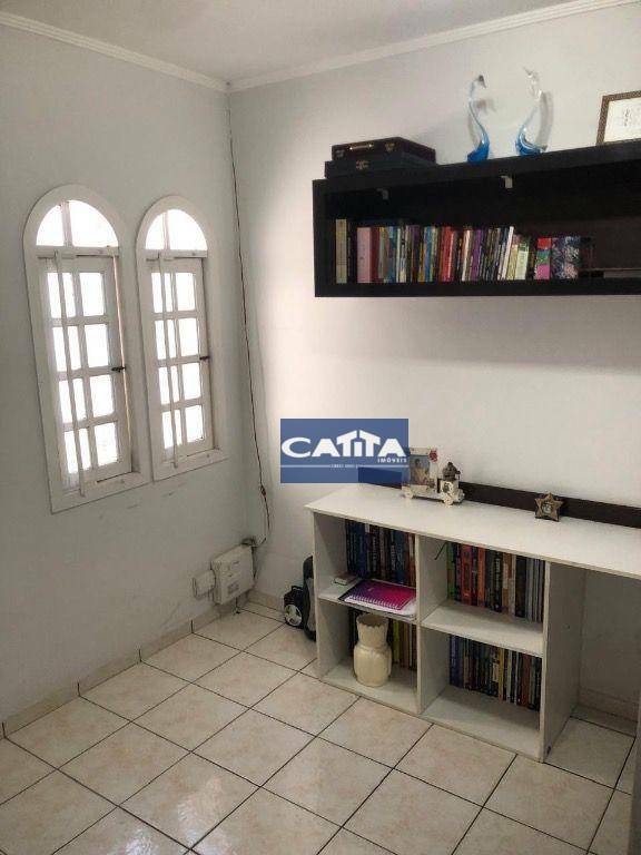 Sobrado à venda com 3 quartos, 244m² - Foto 11