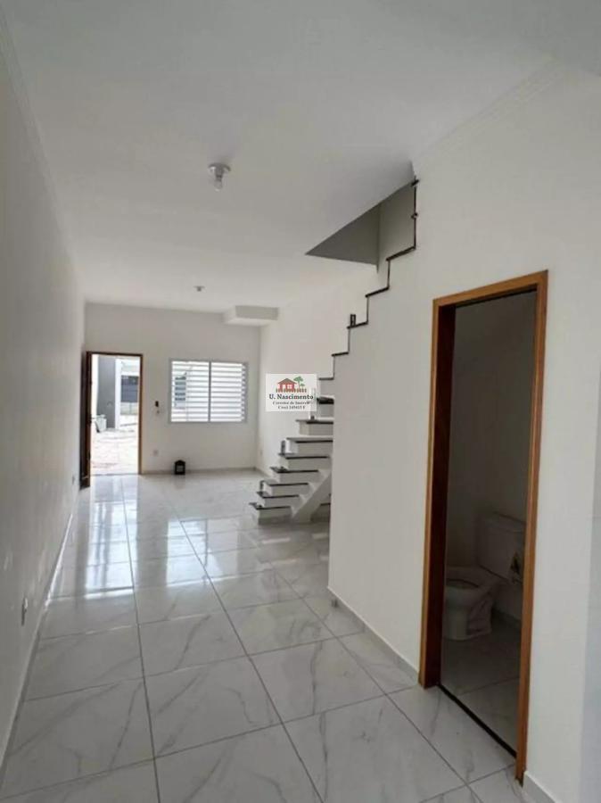 Sobrado à venda com 2 quartos, 73m² - Foto 2