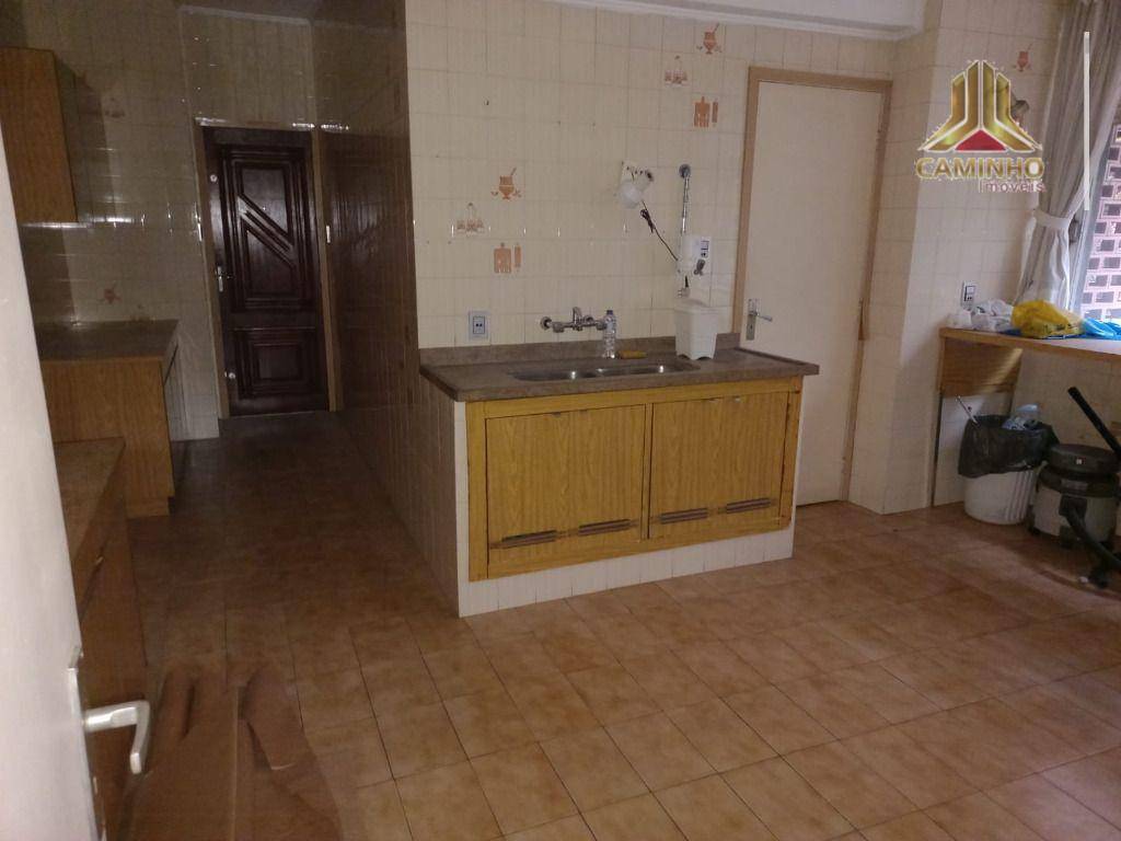 Apartamento à venda com 3 quartos, 160m² - Foto 25