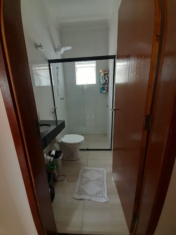 Casa à venda com 2 quartos, 60m² - Foto 8