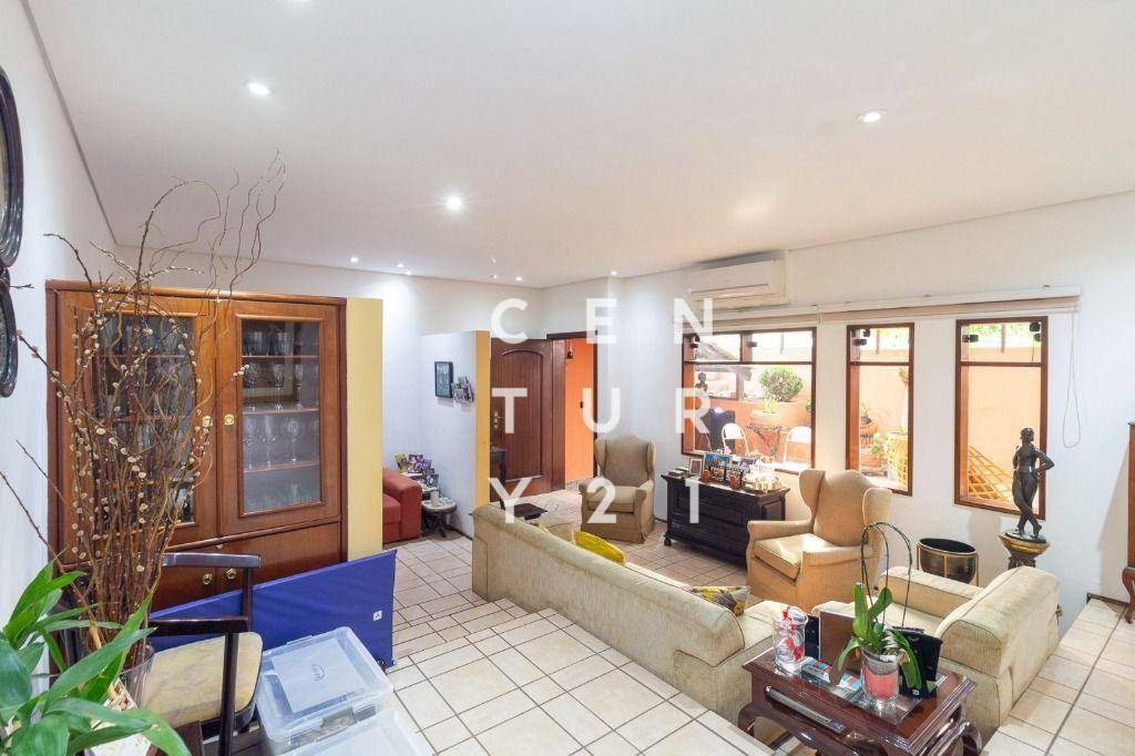 Casa à venda com 3 quartos, 177m² - Foto 7