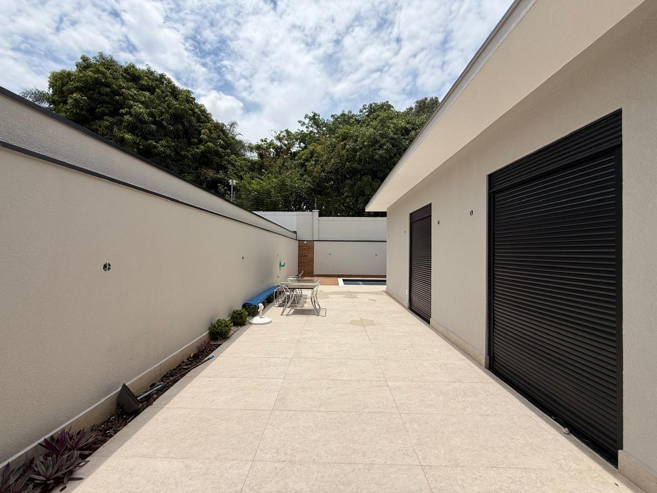 Casa de Condomínio à venda com 4 quartos, 220m² - Foto 29