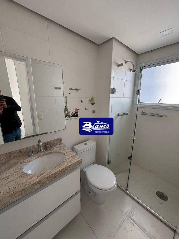 Apartamento para alugar com 2 quartos, 116m² - Foto 30
