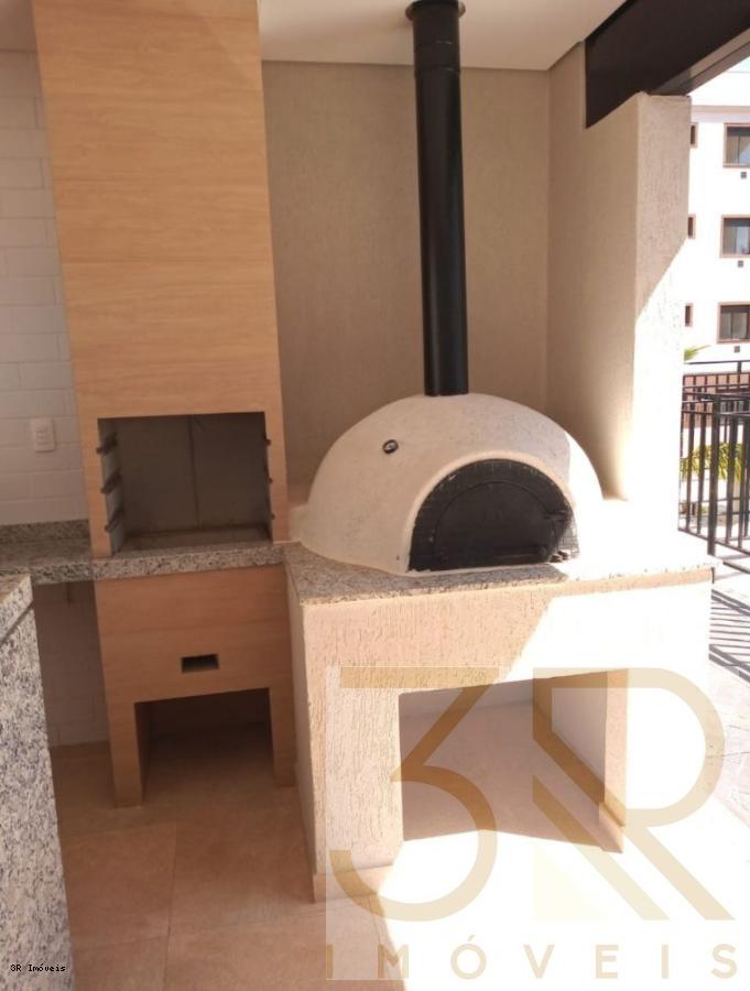 Apartamento à venda com 2 quartos, 42m² - Foto 11