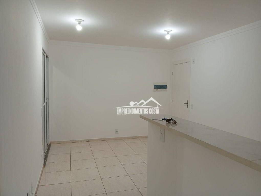 Apartamento à venda com 2 quartos, 46m² - Foto 4