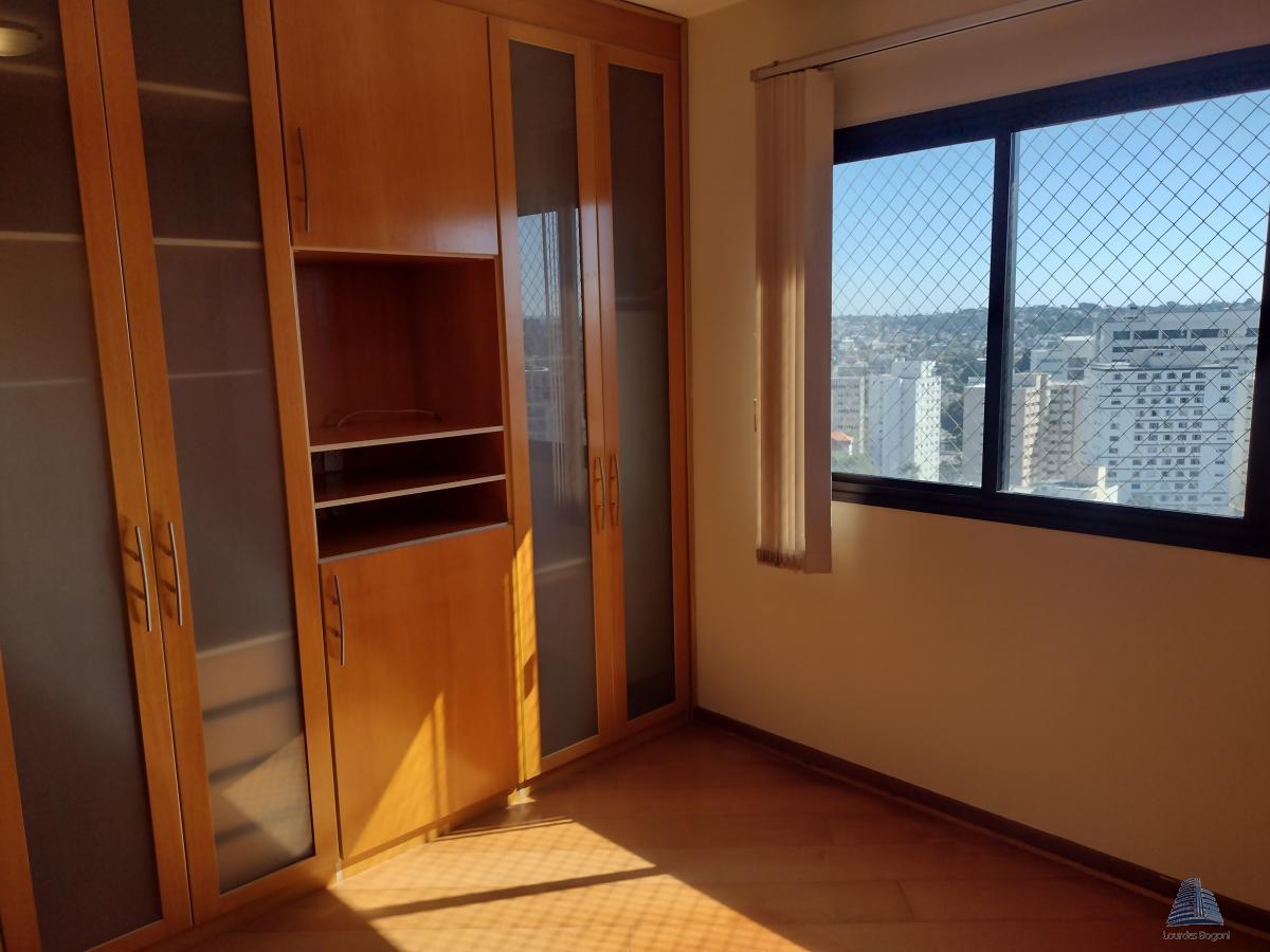 Apartamento à venda com 4 quartos, 111m² - Foto 10