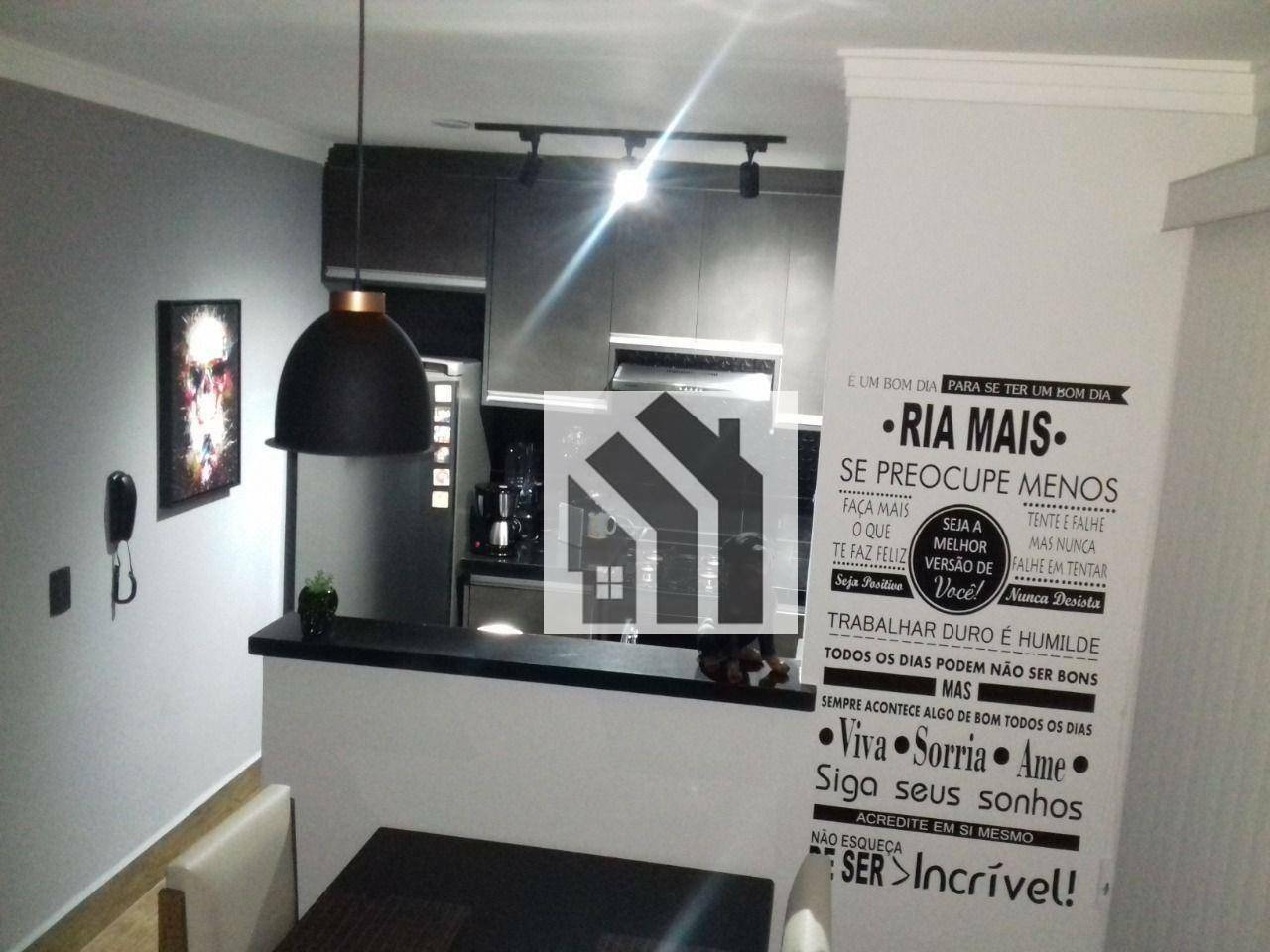 Apartamento à venda com 2 quartos, 42m² - Foto 1