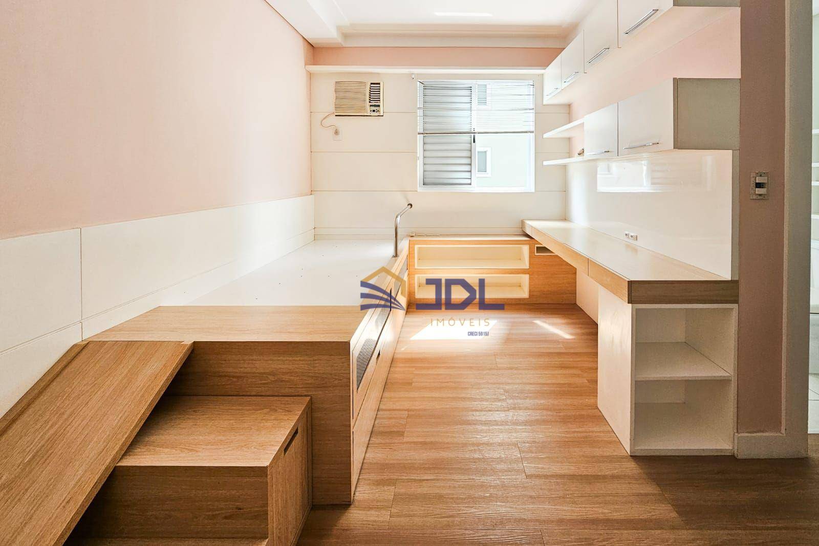 Apartamento à venda com 4 quartos, 167m² - Foto 27