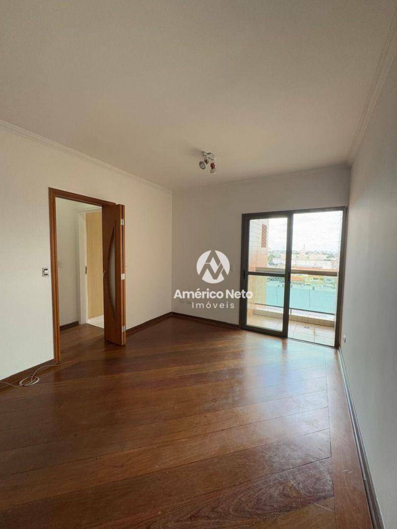 Apartamento para alugar com 3 quartos, 105m² - Foto 3