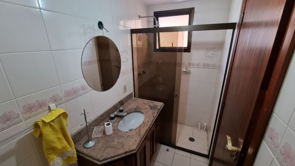 Apartamento à venda com 4 quartos, 190m² - Foto 15